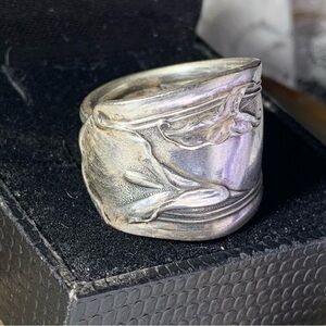 VINTAGE SILVER PLATED LILY SPOON RING SIZE 6.5/7